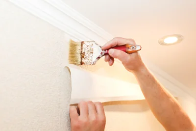 Pose de papier peint à Sengouagnet — revêtements muraux et toiles de verre